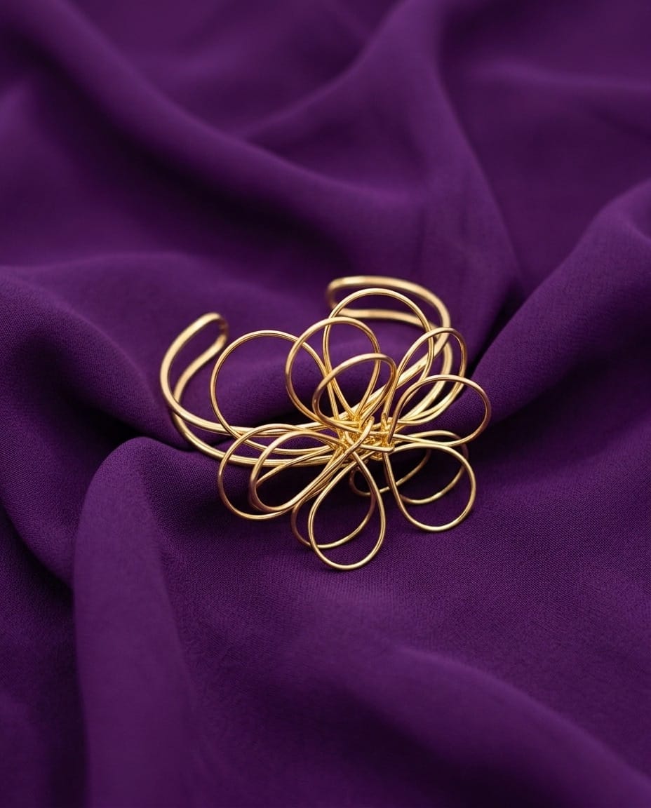 Elegant Floral Wire Bracelet