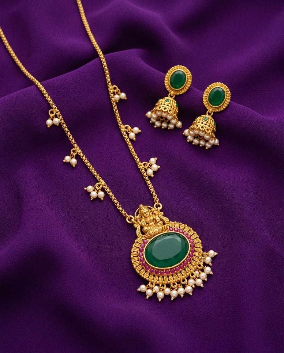 Traditional Temple Pendant Jewellery Set