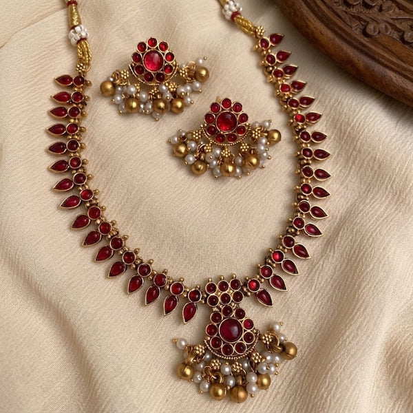 Classic South Indian Stone Necklace Set
