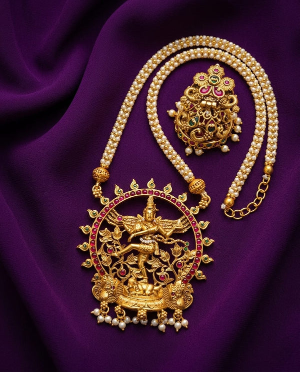Divine Nataraja Pearl Pendant Necklace Set