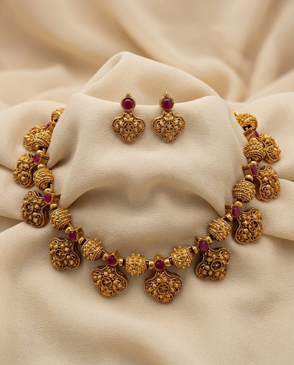 Antique Green Stone Floral Drop Necklace Set