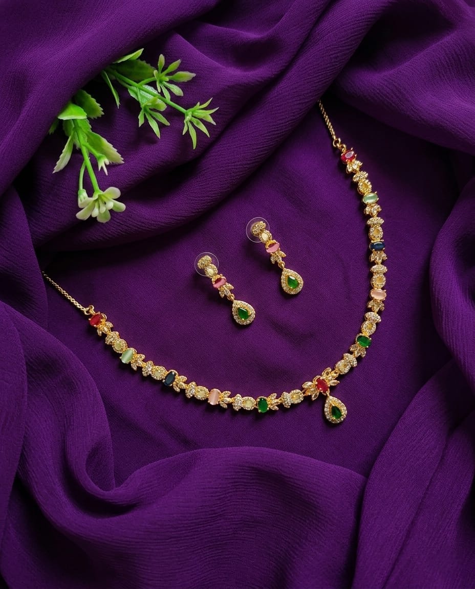 AD Emerald Bloom Necklace Set
