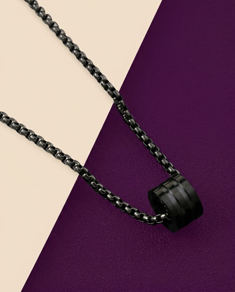 Black Cylinder Pendant Chain