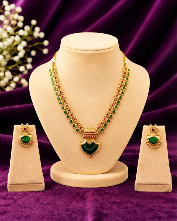 Emerald Kemp Palakka Necklace Set with Earrings - ae