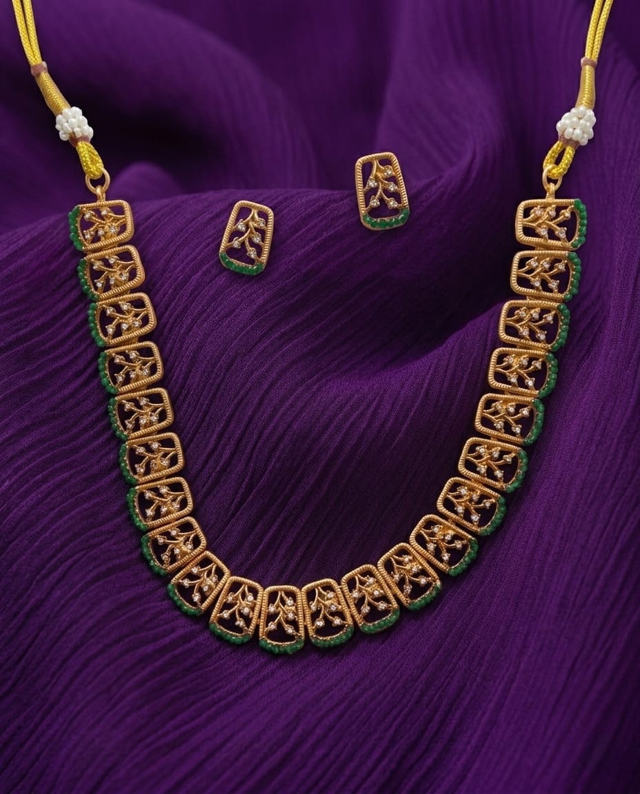 Royal Vine Bead Necklace Set