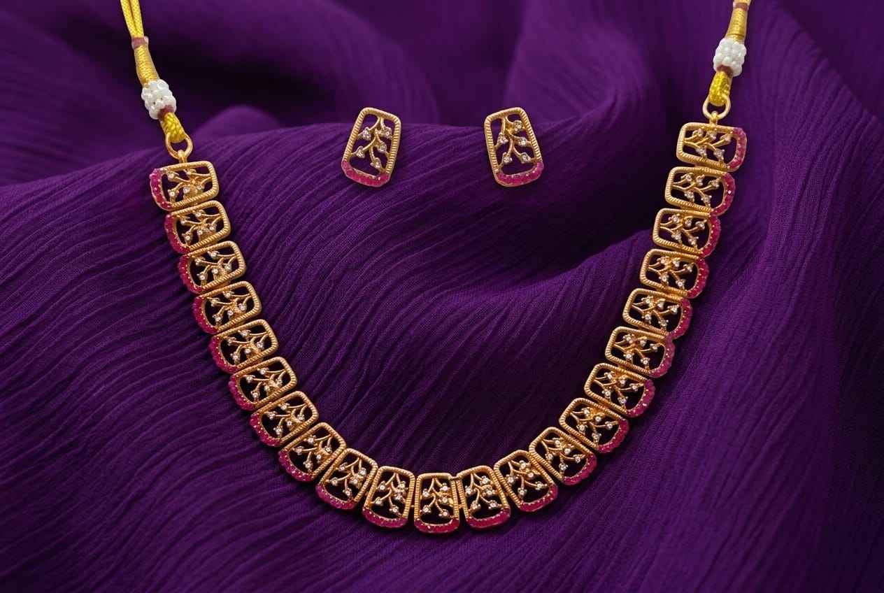 Royal Vine Bead Necklace Set