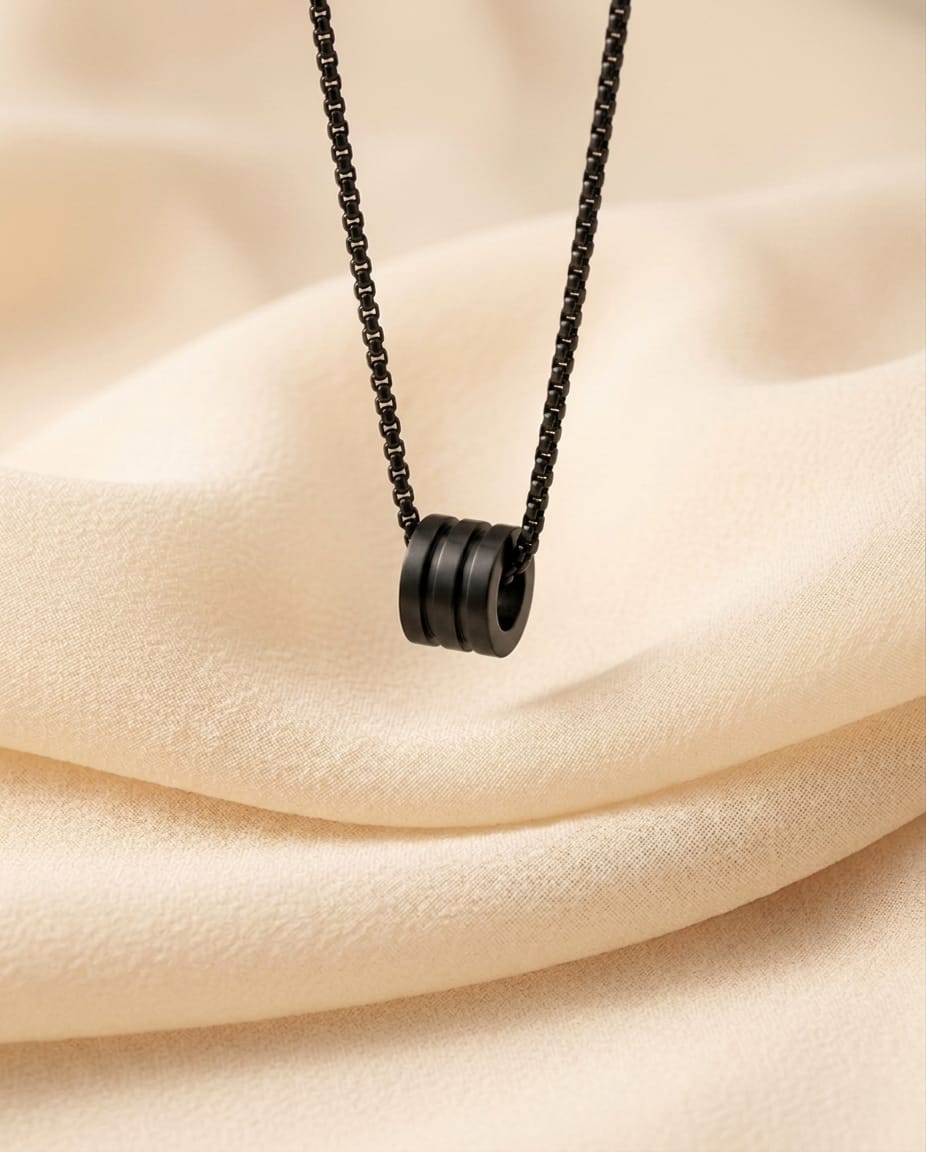 Black Cylinder Pendant Chain